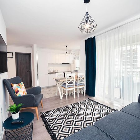 White Mood Apartment 2 Braşov Extérieur photo