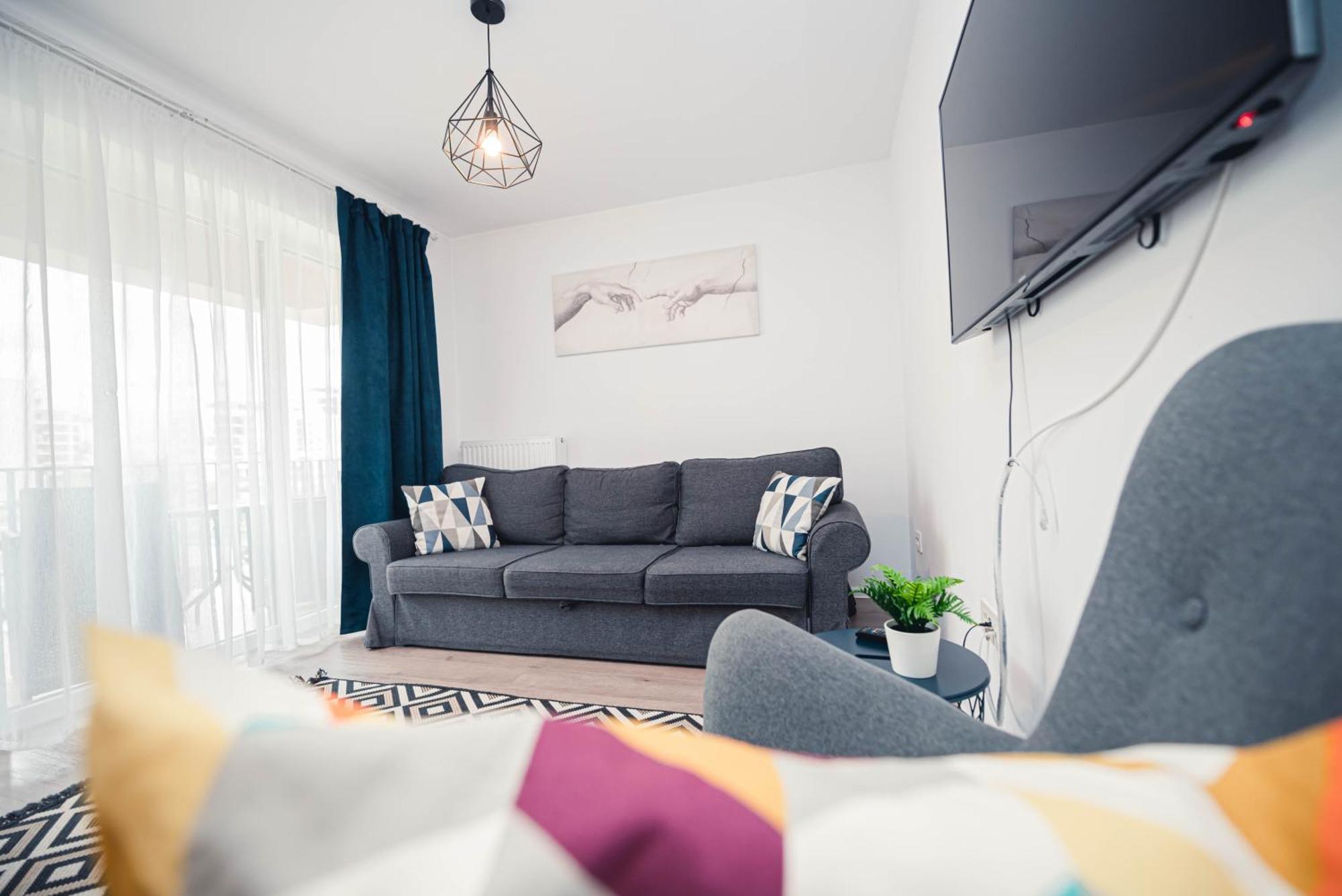 White Mood Apartment 2 Braşov Extérieur photo